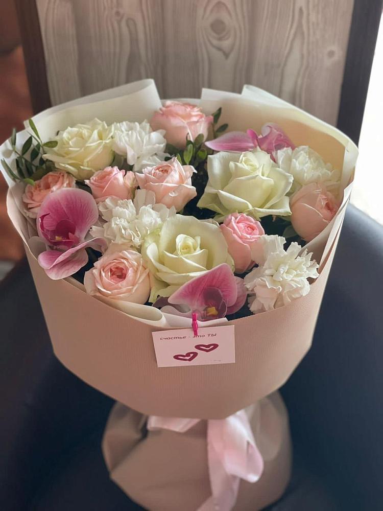 Букет цветов из: Орхидеи, Розы и Гвоздики в Старице