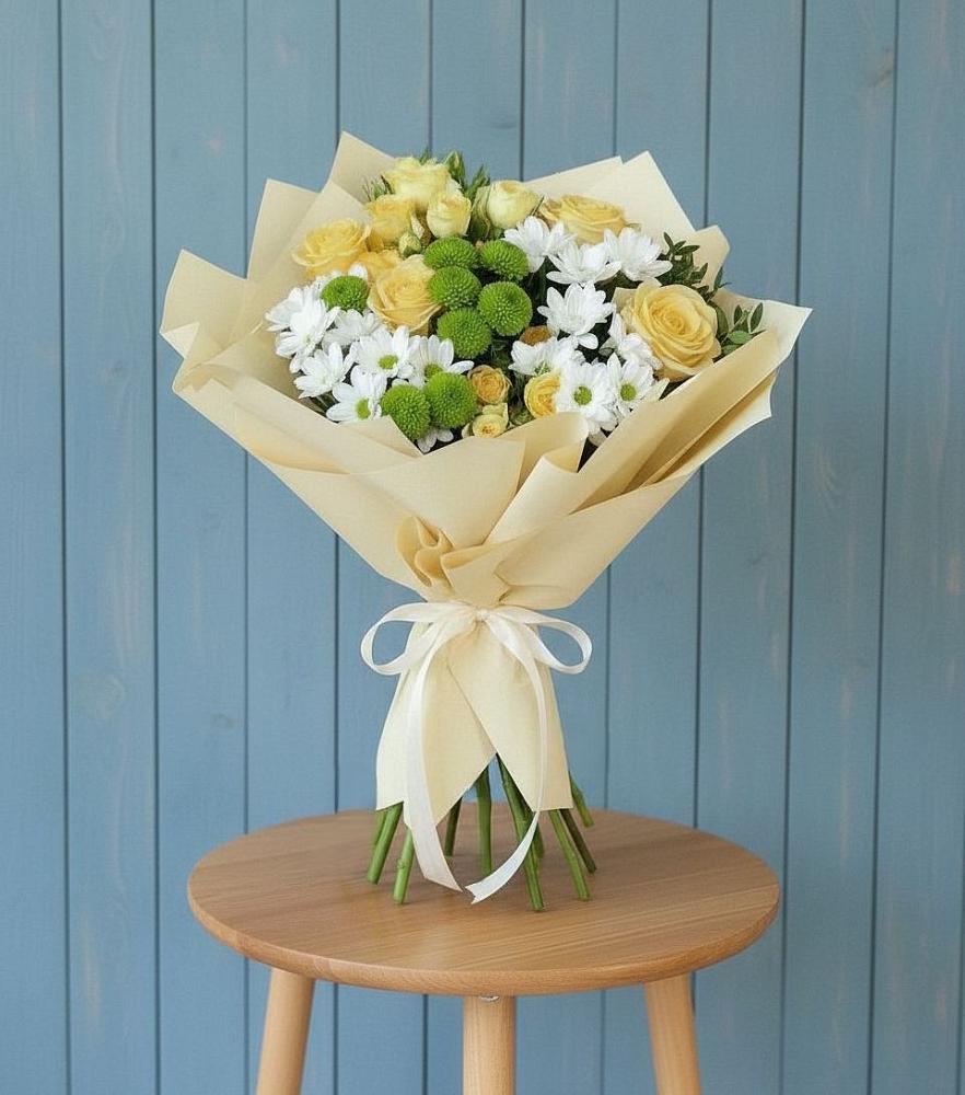 Букет цветов из: Хризантемы и Розы в Старице