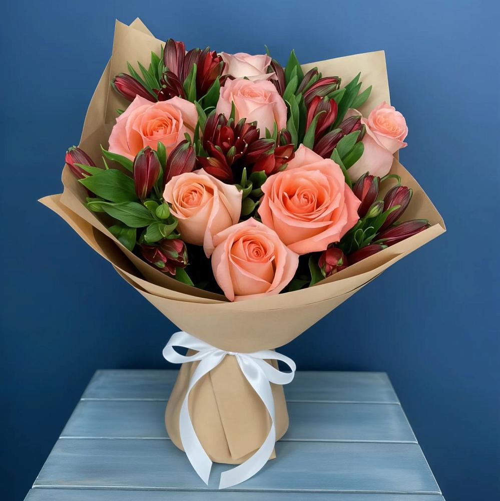 Букет цветов из: Розы и Альстромерии в Старице