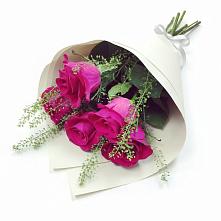 Букет цветов из:  Розы в Старице