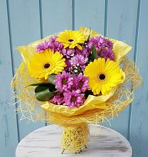 Букет цветов из:  Хризантемы и Герберы в Старице