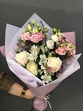 Букет цветов из:  Альстромерии, Розы и Лизиантусы #REPLACE_PRED# Старице