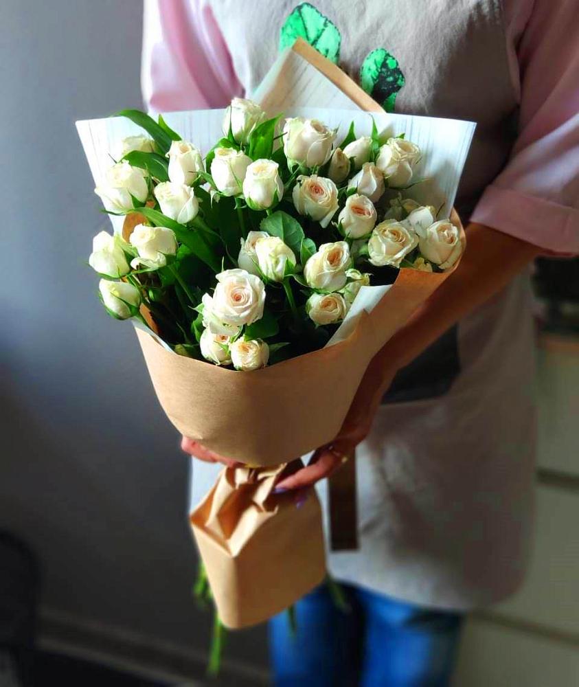 Букет цветов из: Розы в Старице