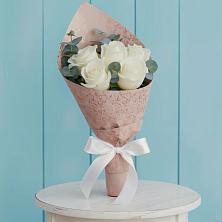 Букет цветов из:  Розы в Старице
