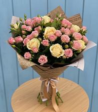 Букет цветов из:  Розы в Старице