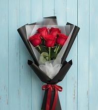 Букет цветов из:  Розы в Старице