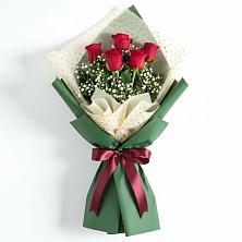 Букет цветов из:  Розы в Старице