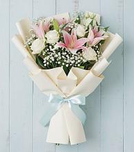 Букет цветов из:  Лилии в Старице
