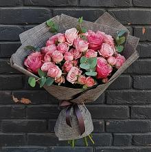 Букет цветов из:  Розы в Старице